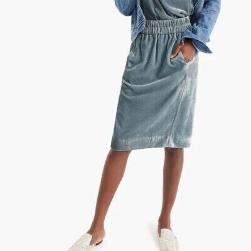 J. Crew Women's Gray Blue Pull-on Velvet Skirt Size M lined W/pockets